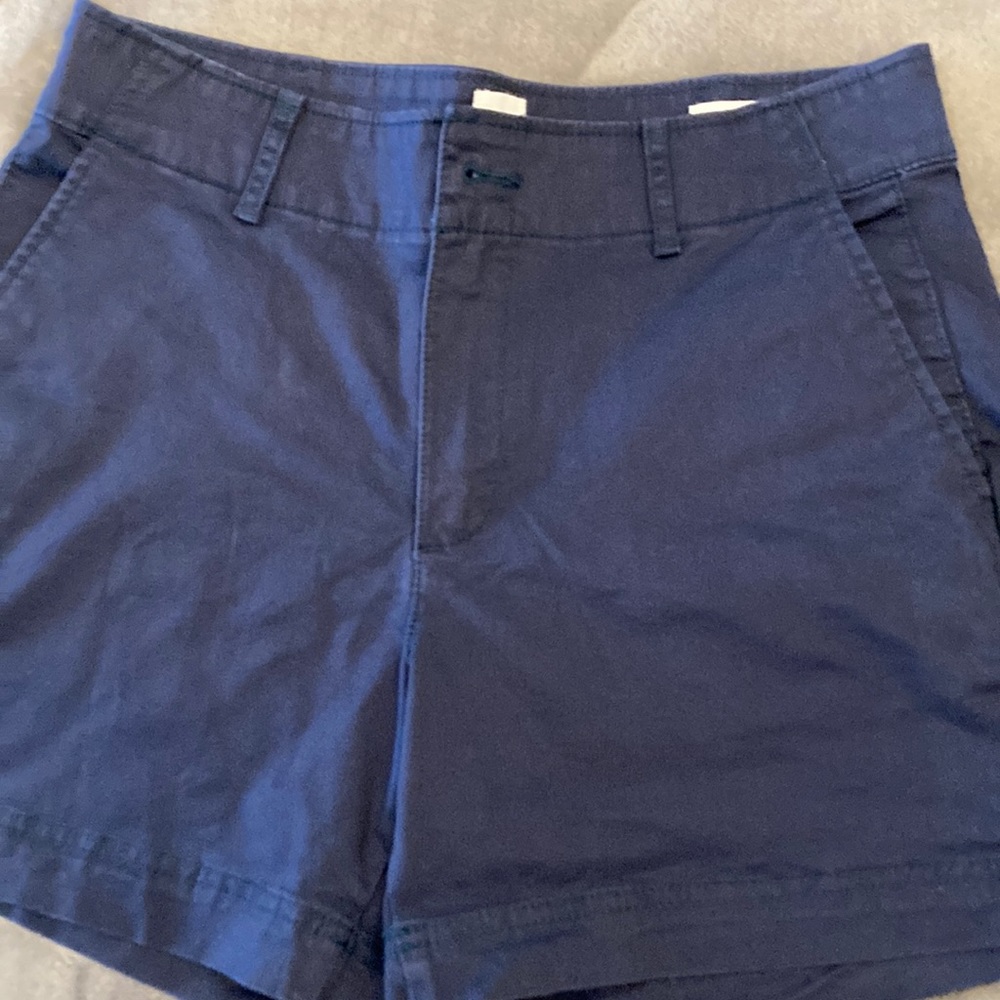 Gap shorts